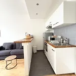 Parisian Studio Arc Triomphe