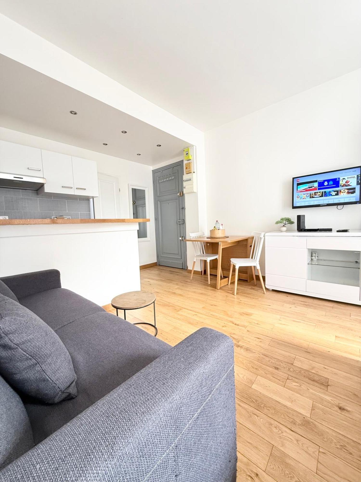 Aparthotel Parisian Arc Triomphe Paris